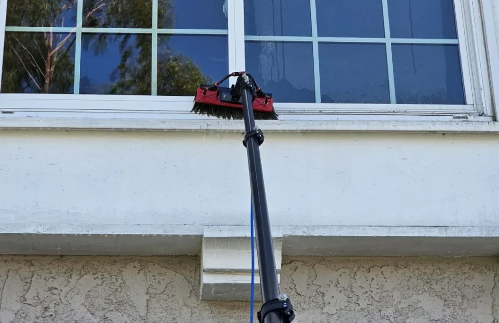 Commercial window cleaning prices in Orange County